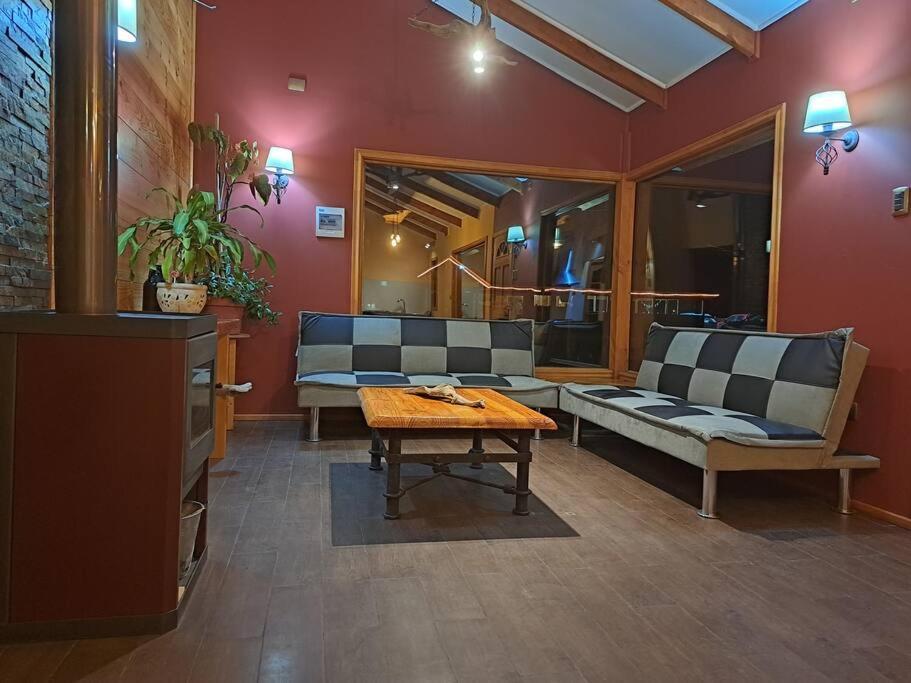 Casa de férias Cabana Entre Cerros Y Rios Coyhaique